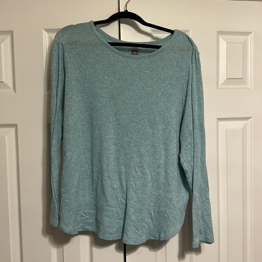 Women’s long sleeve